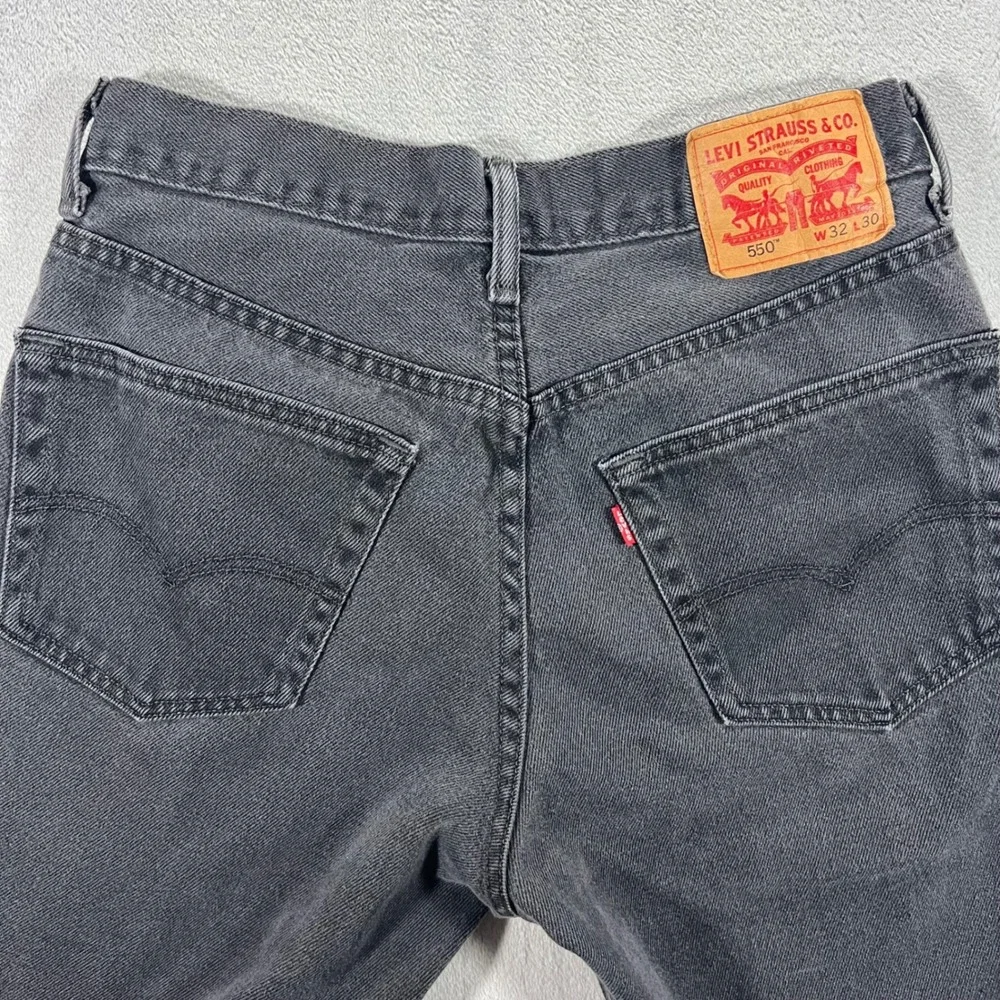 LEVI'S 550 Relaxed Fit Jeans Mens 32x30 Washed Black Bleach Stain Tapered 2016